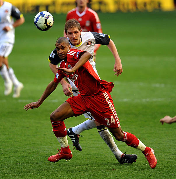 入安菲尔德 入安菲尔德